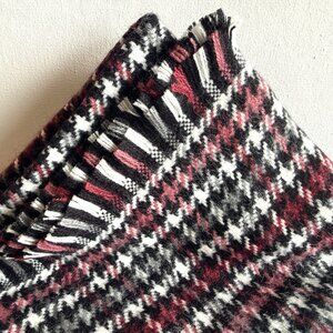 Cleo Houndstooth Check Acrylic Scarf Wrap